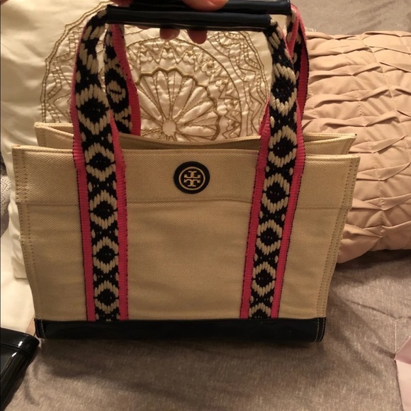 Tory Burch Handbags - Tory Burch tote